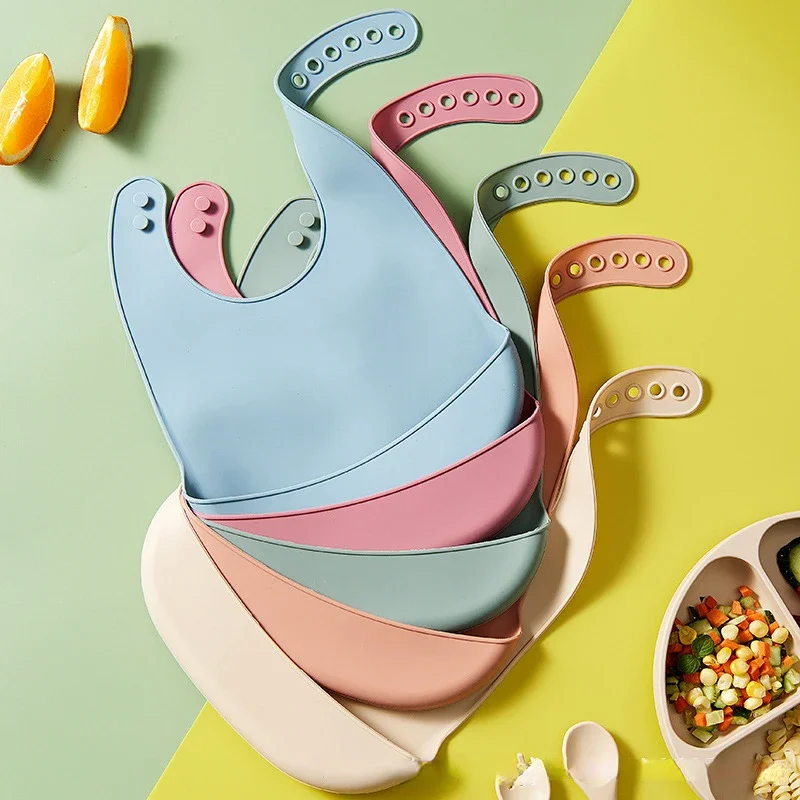 Waterproof Baby Bibs Silicone - ผ้ากันเปื้อนซิลิโคนสำหรับเด็ก 1 ชิ้น กันน้ำ ซับน้ำลาย ลายกล้วย