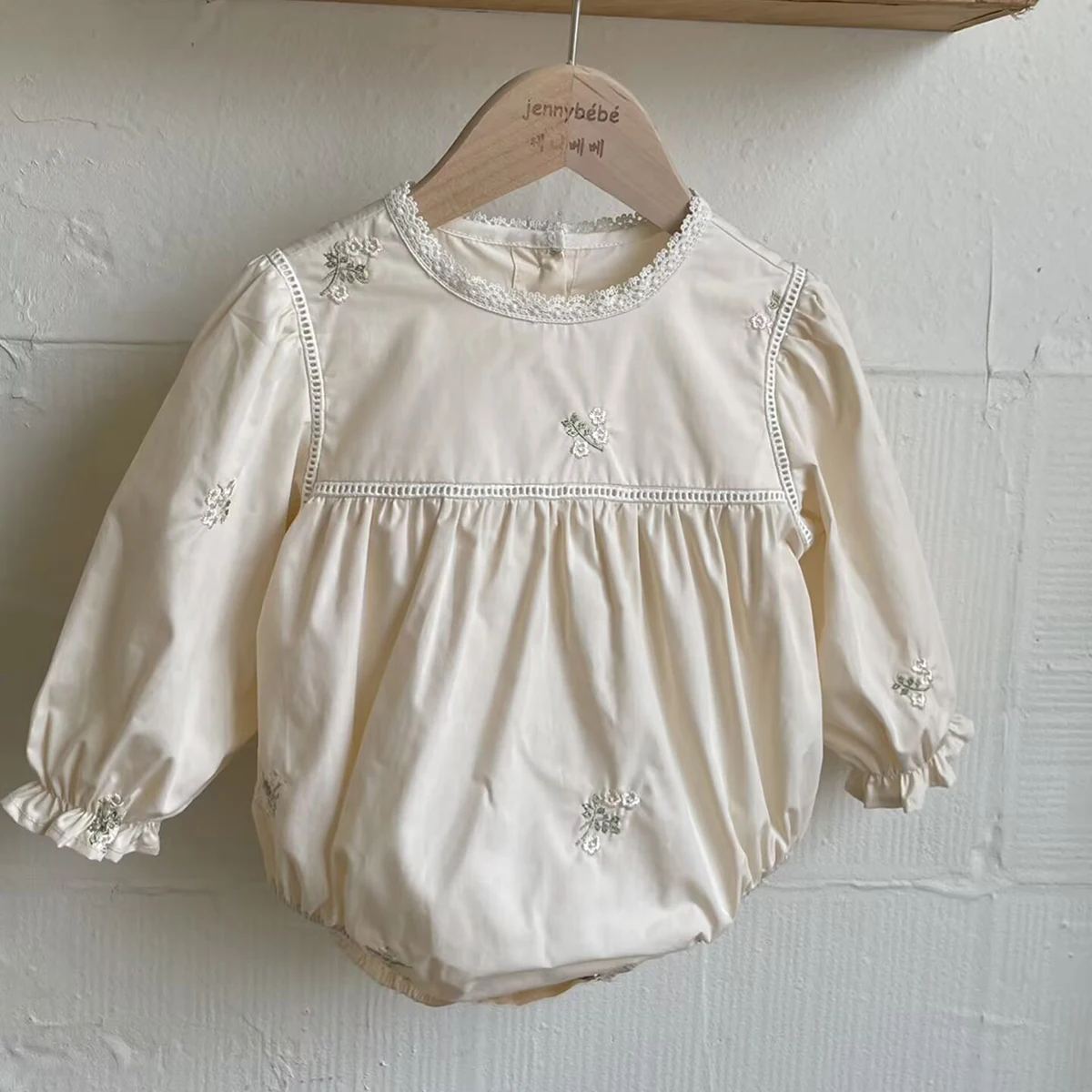 เด็กทารกปักดอกไม้Romperแขนยาวเ - Newborn Baby Girl Romper Floral บทวิจารณ์และราคา